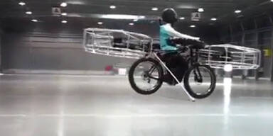 Tschechen entwickeln fliegendes Fahrrad