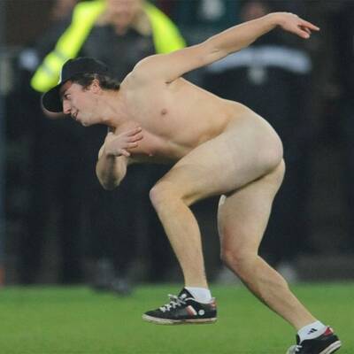 Flitzer stört Bayern - Augsburg