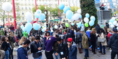 Tausende bei Großdemo für Flüchtlinge