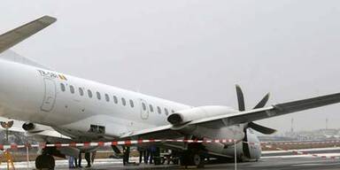 Passagiermaschine ohne Fahrwerk notgelandet