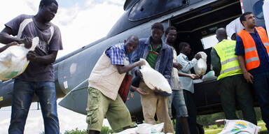 Flut machte 150.000 Menschen obdachlos