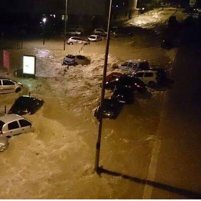 Sturzfluten in den Straßen