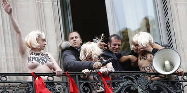 Nackter Hitlergruß für Le Pen 