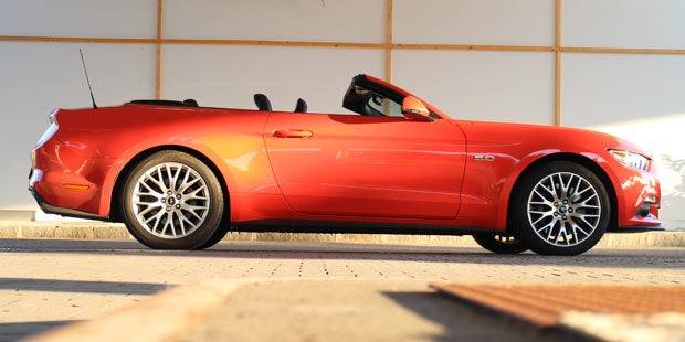 Offener Ford Mustang V8 GT im Test