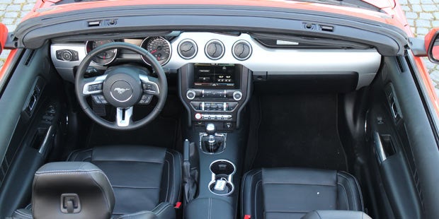 Offener Ford Mustang V8 GT im Test