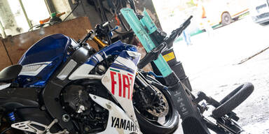 Kollision auf der Flucht vor Zivilstreife: Zwei Tote