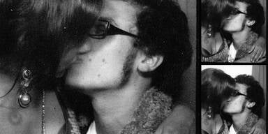 TWO 4 ONE - Liebe in Schwarz Wei&szlig;: Fotoautomat im Generali-Center