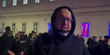 fp&ouml;&ouml;d emo.png