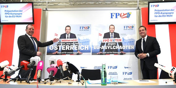 FPÖ plakatiert bei EU-Wahl gegen „Asyl-Chaoten“