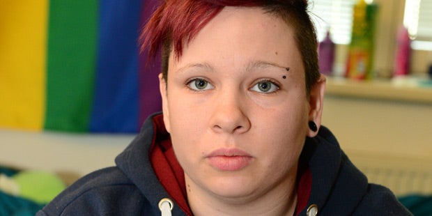 Wieder Spritzen auf Sitzen – 21-Jährige setzte sich drauf