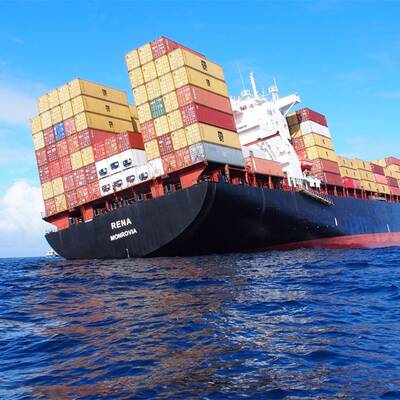 Die mit 700 Tonnen Öl gefüllten Tanks sind unbeschädigt