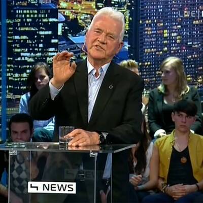 Frank Stronach in der Wahl Arena auf Puls 4