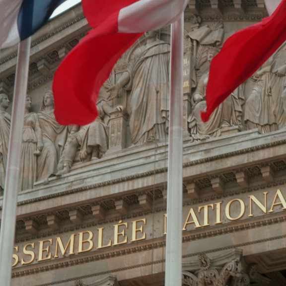 Wahlen in Frankreich: Rechtspopulisten gewinnen dazu