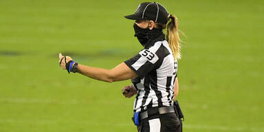 Premiere: Erste Schiedsrichterin im NFL-Endspiel