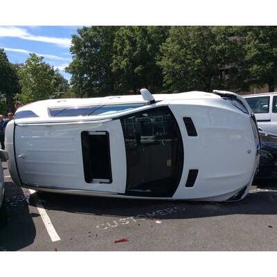 GLE bei Probefahrt geschrottet