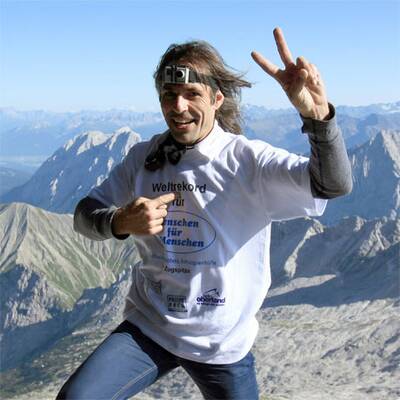 Hochseilartist balancierte zur Zugspitze