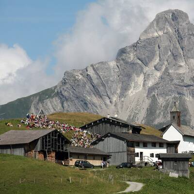 Bergmesse für verstorbenen Prinz Friso in Lech