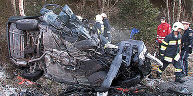 Zwei Tote nach Frontal-Crash 