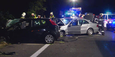 Drei Schwerverletzte bei Geisterfahrerunfall
