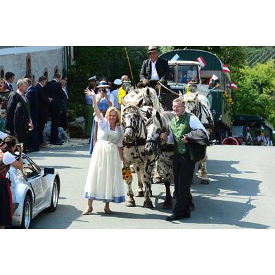 Karin Kneissl Hochzeitsfotos