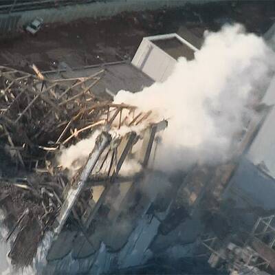 Satellitenbild: Explosion im AKW Fukushima am 14. März