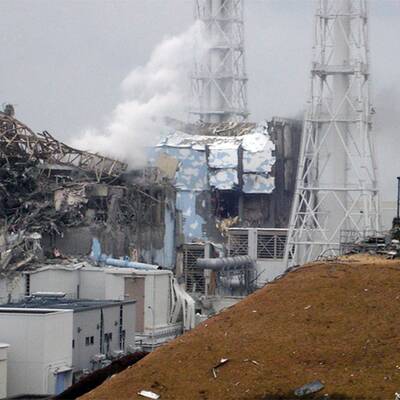 Satellitenbild: Explosion im AKW Fukushima am 14. März