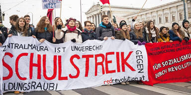 10.000 Schüler auf der Straße