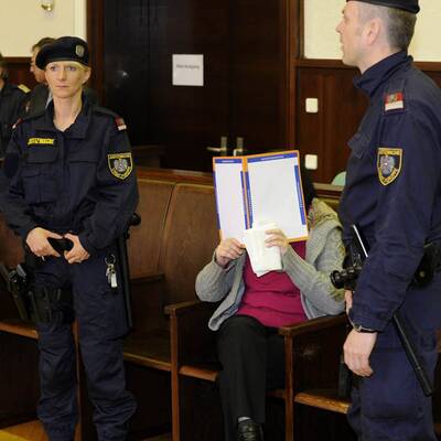 Prozess gegen Arsen-Witwe