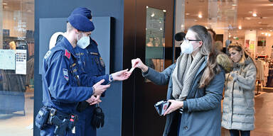 2G-Razzien in Shopping-Meilen