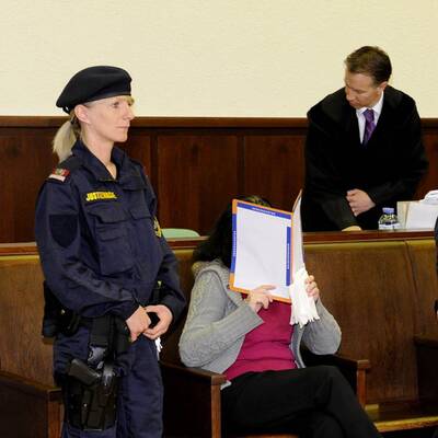 Prozess gegen Arsen-Witwe