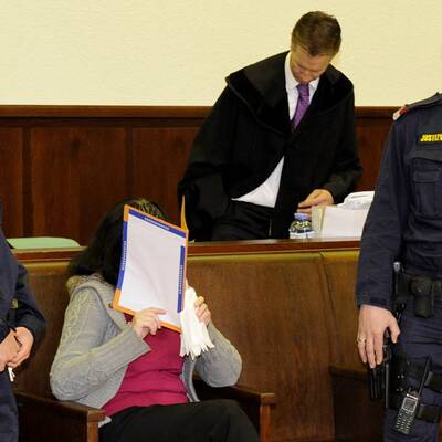 Prozess gegen Arsen-Witwe