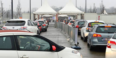5 Millionen geimpft: Kommt "Drive-thru-Impfung"?