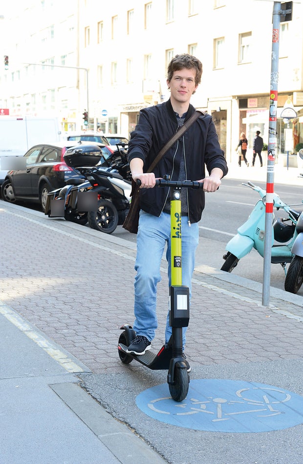 Tausende E-Scooter heuer als Top-Geschenk im Nest