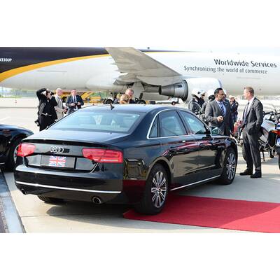 Prinz Charles & Camilla: Ankunft in Wien-Schwechat