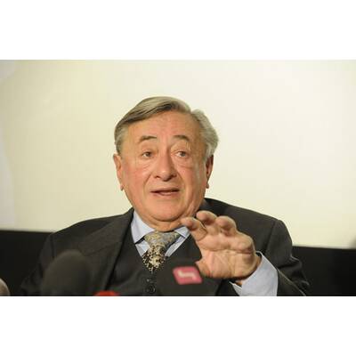 Richard Lugner gibt Opernballgast bekannt