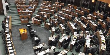 Politikergehälter wieder gestiegen