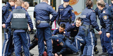 Am Praterstern: Dealer verletzt vier Polizisten