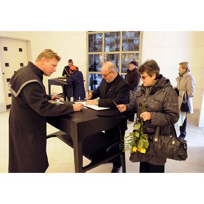 Aufbahrung: Abschied von Ludwig Hirsch  