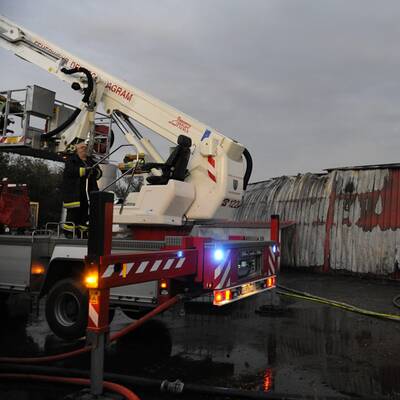 Großbrand auf einer Sondermüll-Deponie in NÖ