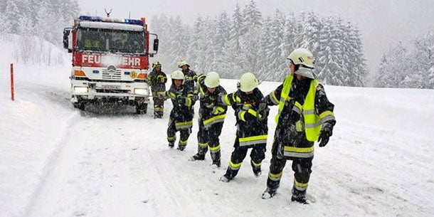 Täler abgeschnitten, Heer steht bereit