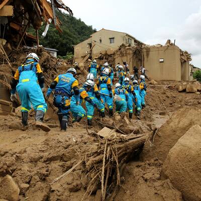 Gewaltiger Erdrutsch in Japan