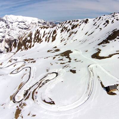 Schneeräumung auf der Großglockner-Hochalpenstraße 