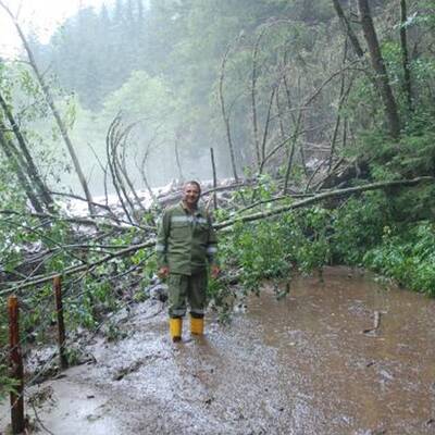 50 Personen wurden mittels Hubschrauber und Feuerwehrfahrzeugen gerettet