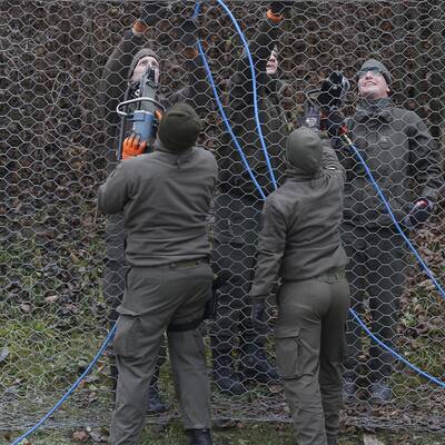 Die ersten Bilder vom Grenz-Zaun