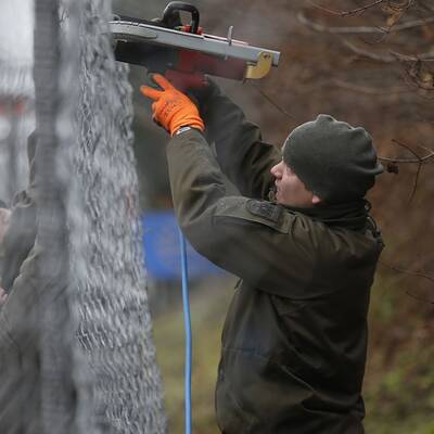 Die ersten Bilder vom Grenz-Zaun