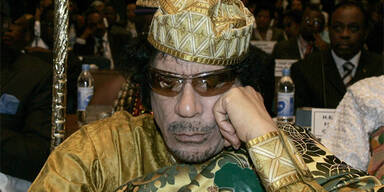 Tripolis: Rebellen stürmen Gaddafi-Festung 