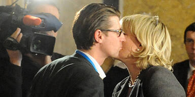 100.000 €: Zeugin belastet  Ex-Ministerin Gastinger