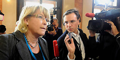 100.000 €: Zeugin belastet  Ex-Ministerin Gastinger