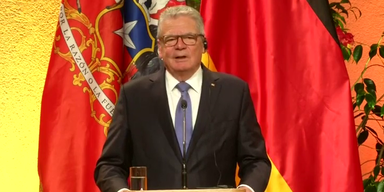 gauck_chile_thump.png