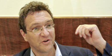 ORF-Star bei Unfall in Wüste verletzt